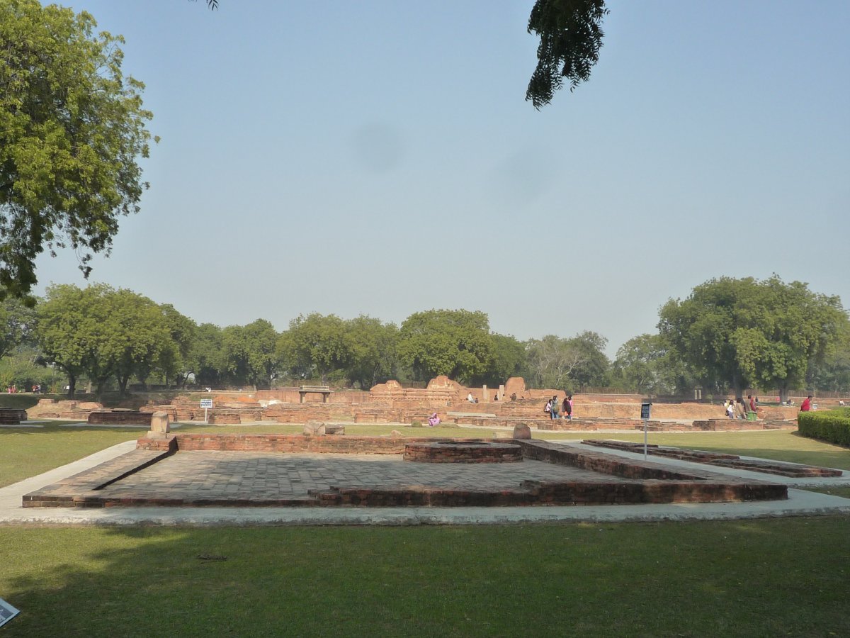 Dhamekh Stupa - Buddha's stay and preaching03